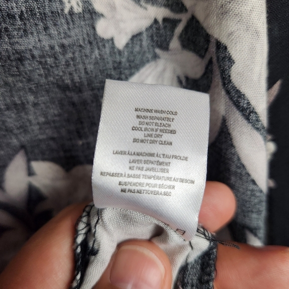 Spiritual Gangster Maya Women’s Size OS Black Floral Tie Front Kimono Duster - Picture 6 of 8